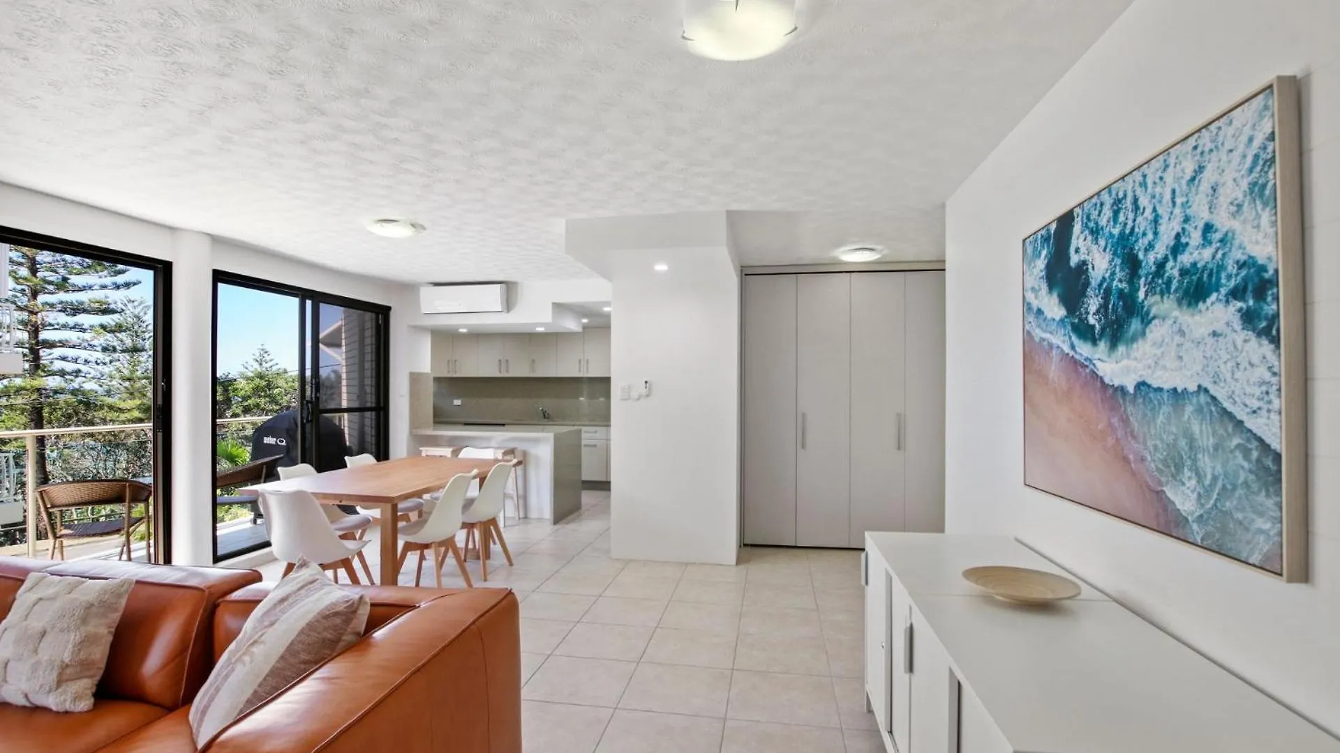 Seapines, Unit 4, 30 Victoria Tce, Kings Beach Caloundra